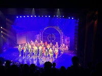 69ef0c79b83d32.35552602 Musical2